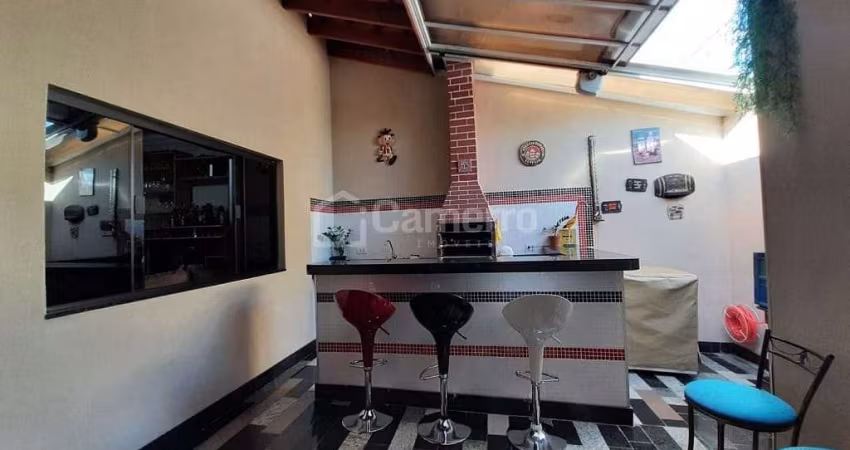 Casa com 2 dormitórios à venda, 119 m² por R$ 680.000 - Parque Novo Mundo - Americana/SP