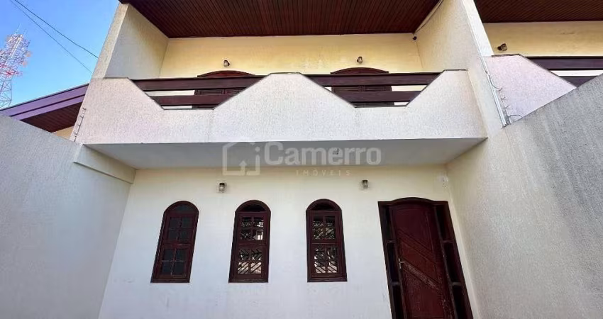 Casa com 3 dormitórios para alugar, 137 m² por R$ 2.000,00/mês - Jardim São Roque - Americana/SP