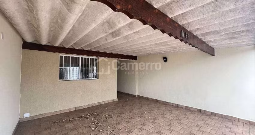 Casa com 3 dormitórios para alugar, 100 m² por R$ 1.900,00/mês - Vila Molon - Americana/SP