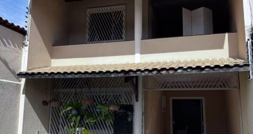 Casa Duplex/Usada para Venda em Fortaleza, Maraponga, 4 dormitórios, 3 suítes, 3 banheiros, 4 vagas