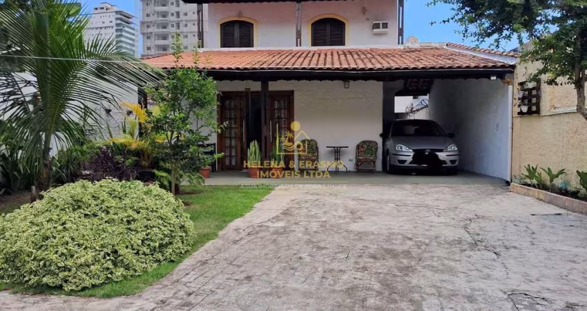 Casa Isolada no Canto do Forte em Praia Grande