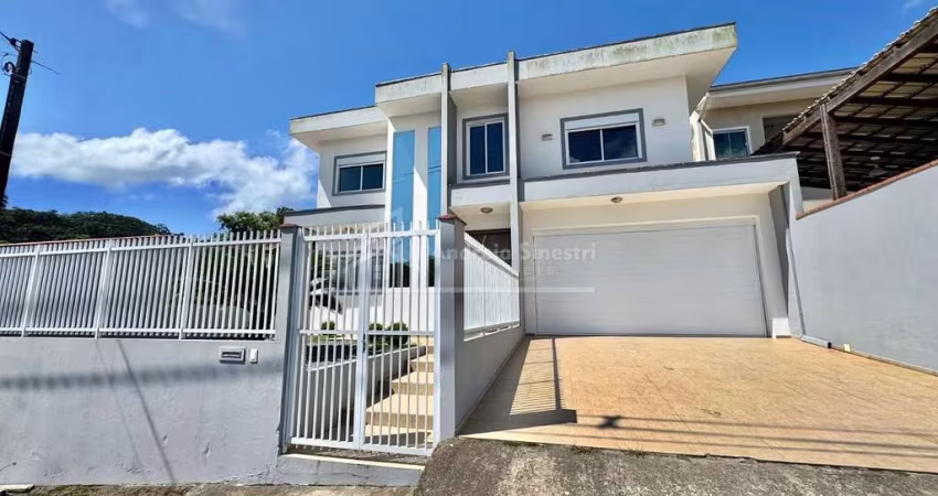 Casa com 3 quartos à venda na Rua Padre Antônio Nobrega n° 1061, Água Branca, São Francisco do Sul