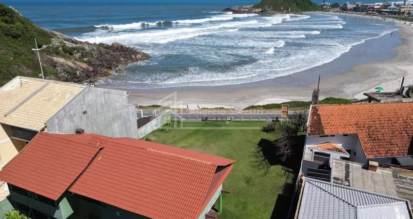 Casa com 4 quartos à venda na Rua Belo Horizonte, Praia da Saudade, São Francisco do Sul