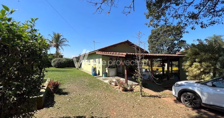 Chácara / sítio com 5 quartos à venda na Borda da Mata, Holambra 