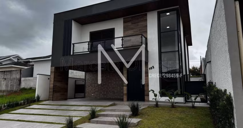 Casa à venda 4 Quartos 3 Suíte - 200m²  Piscina - Residencial Mantiqueira