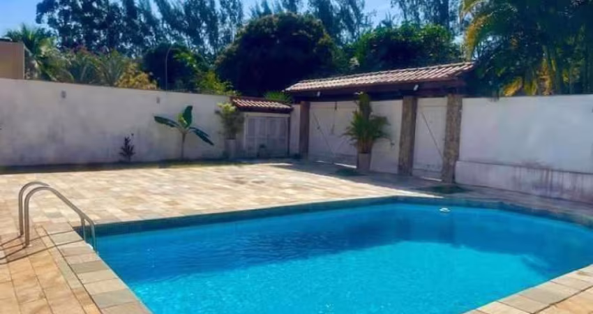 Casa à venda em Rio de Janeiro, Barra da Tijuca, com 5 quartos, com 454 m², Condomínio Santa Mônica