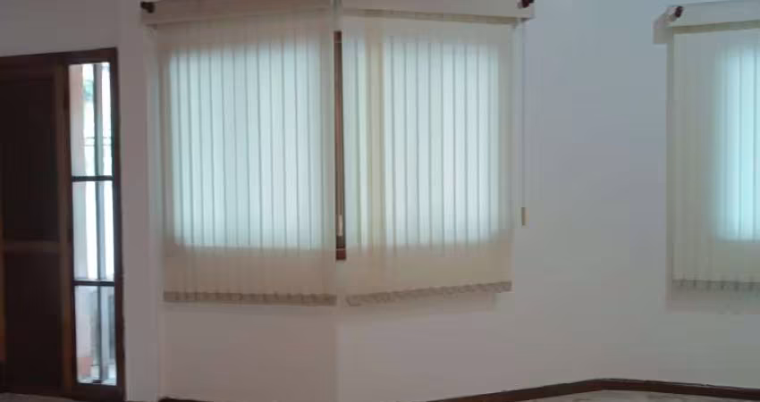 Casa Comercial