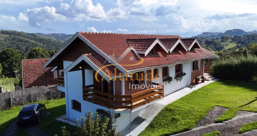 Casa Térrea com Vista Deslumbrante na região do Descansópolis