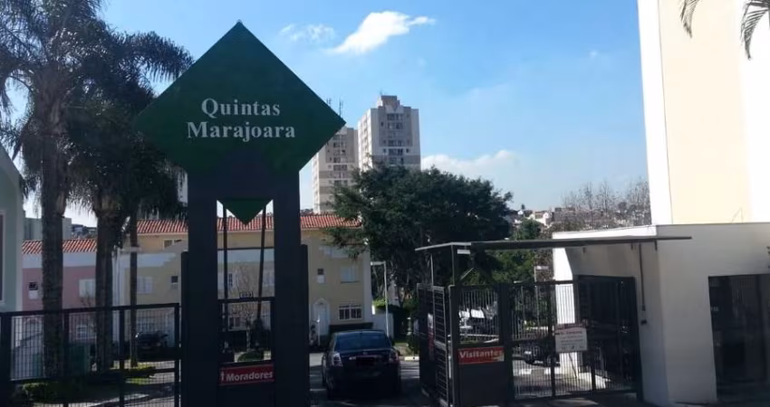 Lindo sobrado à venda dentro de condomínio no bairro Jardim Consórcio!