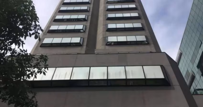 Excelente sala comercial à venda na Barra Funda!