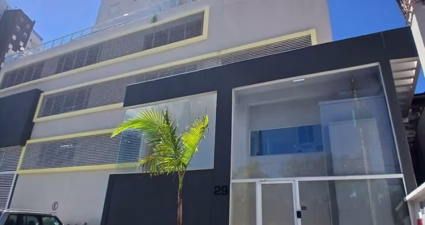 Apartamento novo mobiliado e equipado em Mogi com elevador