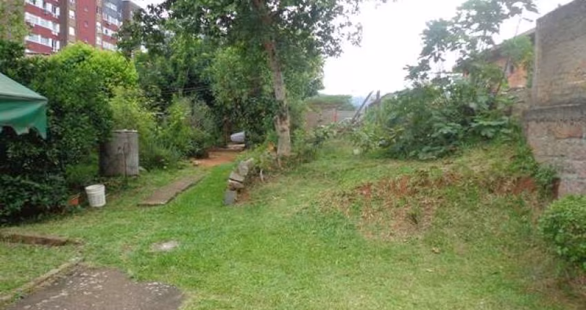 Terreno no bairro Cavalhada em Porto Alegre/RS