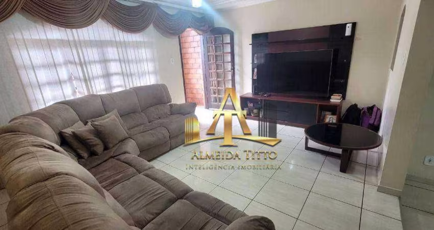 Casa à venda - Mutinga - Osasco - São Paulo com 3 dormitórios