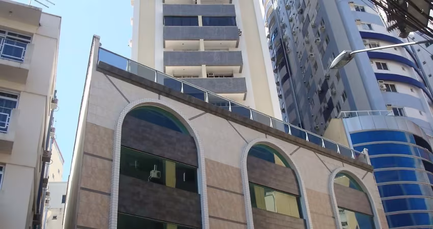 APARTAMENTO LOCAÇÃO ESTUDANTE ATE DIA 05/12/2025