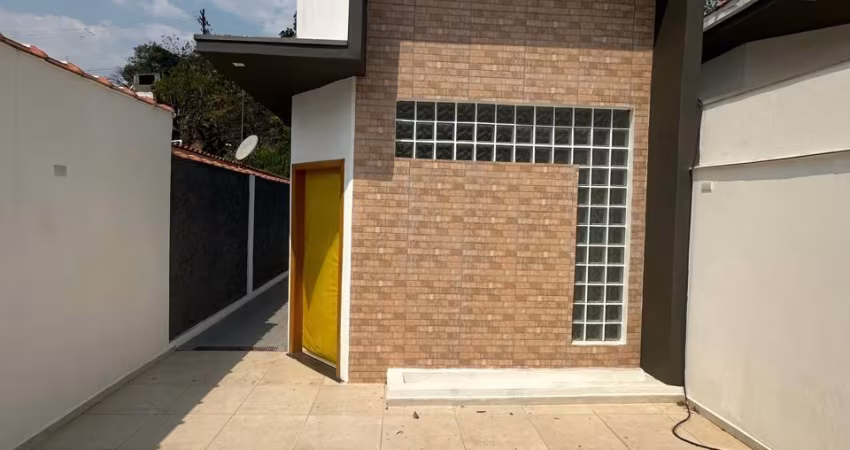 Casa Térrea à Venda em Itaquaquecetuba com 2 Quartos