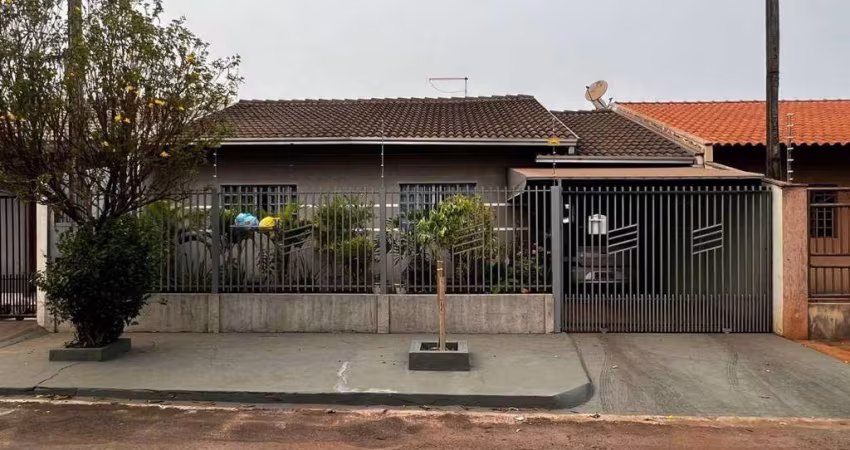Casa com 3 dormitórios à venda, 114 m² por R$ 270.000,00 - Conjunto Habitacional San Tiago - Rolândia/PR