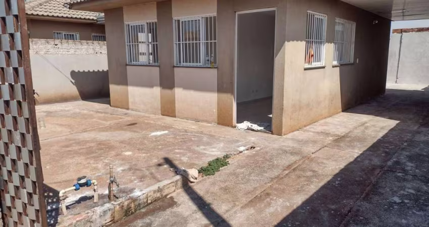 Casa com 2 quartos à venda na Avenida Interventor Manoel Ribas, Conjunto Habitacional Tomie Nagatani, Rolândia