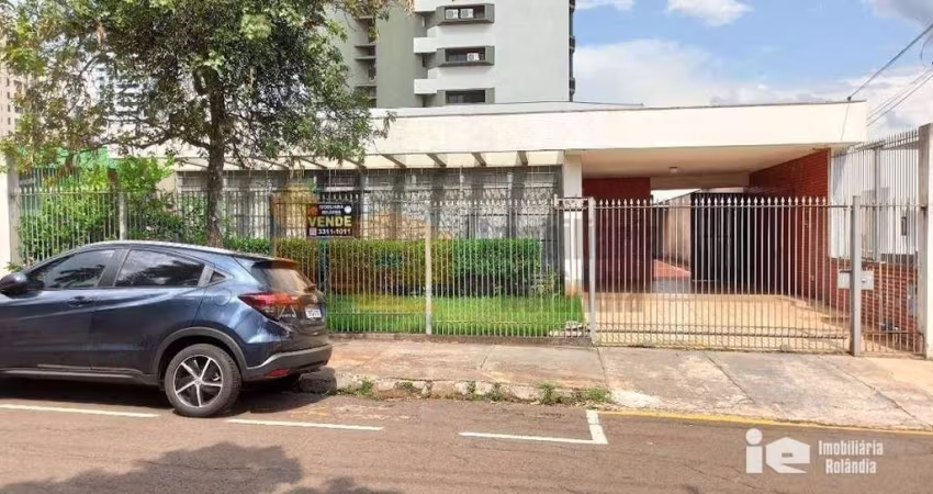 Casa com 3 dormitórios à venda, 335 m² por R$ 2.200.000,00 - Centro - Londrina/PR