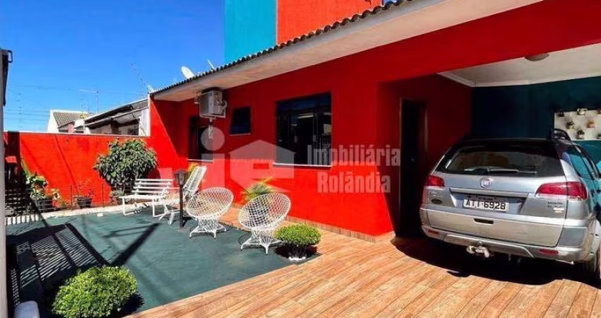 Casa com 3 dormitórios à venda por R$ 380.000,00 - kassato maru - Rolândia/PR