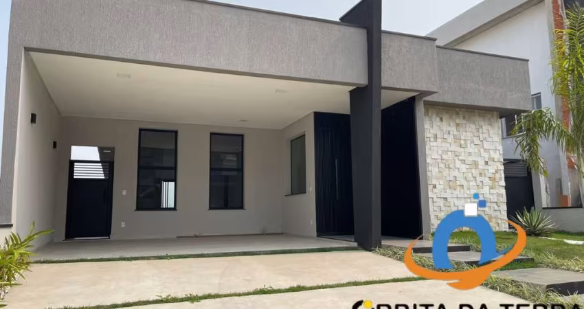 Espetacular Casa à Venda em Caçapava-SP no Bairro Santa Monica: 4 Quartos, 2 Suítes, 1 Sala, 5 Banheiros, 4 Vagas, 225 m²!