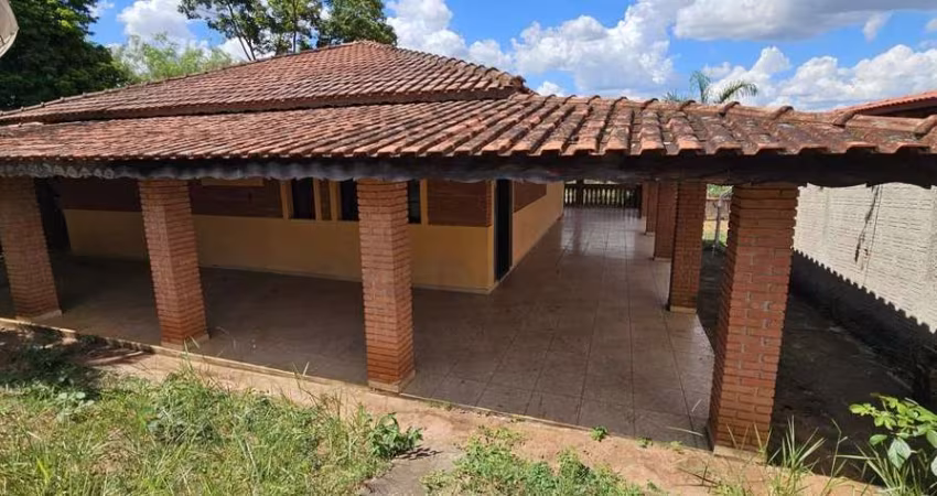 Chácara para Locação em São Pedro, Cond. Serra Verde, 3 dormitórios, 1 suíte, 1 banheiro, 2 vagas