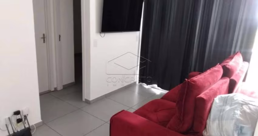 Apartamento no 2º andar com 02 dormitórios - Recanto dos Pássaros