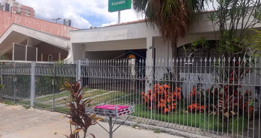 Vila Universitária, 3 dormitórios sendo 1 suíte, ACEITA REPÚBLICA!