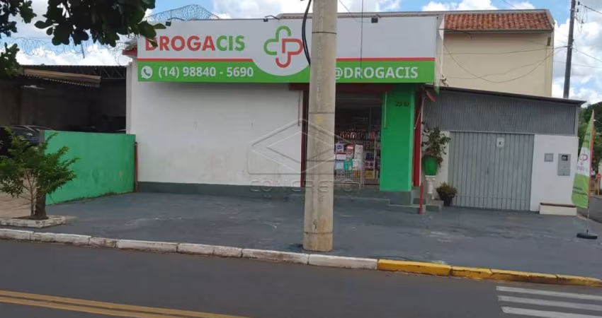 Residência com ponto comercial - Vila Ipiranga