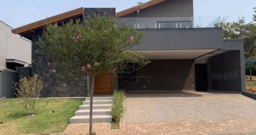 Casa no Condomínio Tamboré
