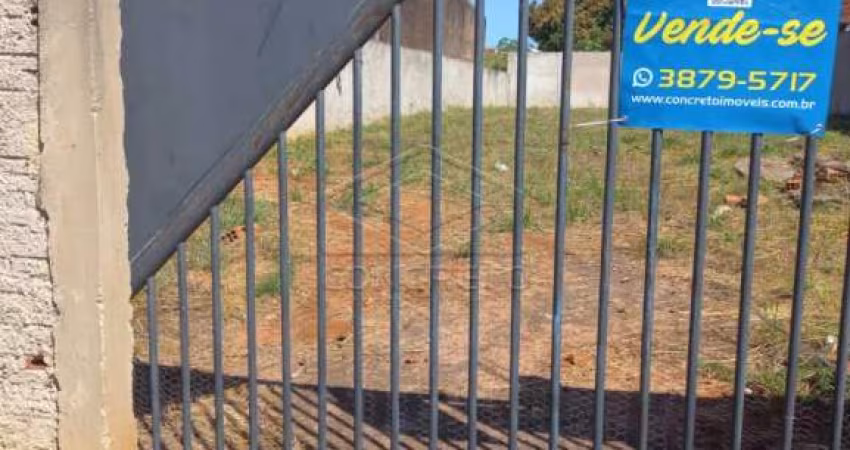 TERRENO PRÓXIMO A COMENDADOR
