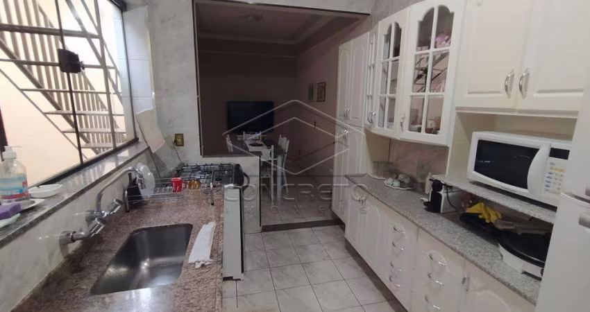 Casa Padrão em Jaú