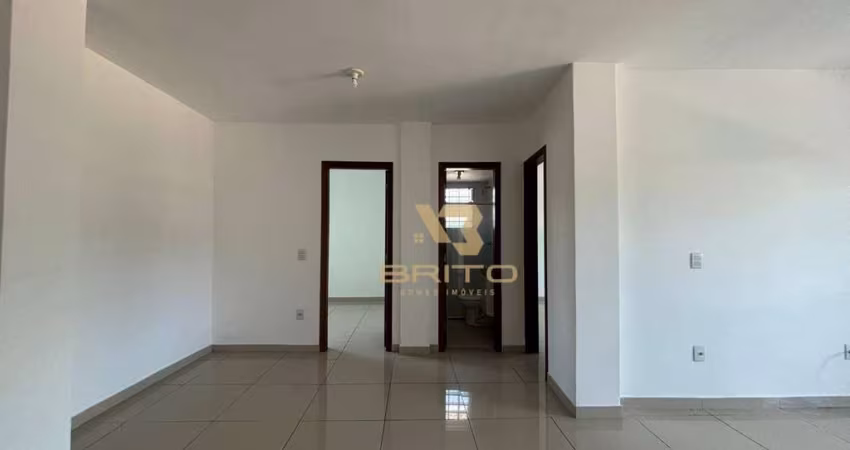 Apartamento com 2 dormitórios à venda, 82 m² por R$ 370.000,00 - Cancela Preta - Macaé/RJ