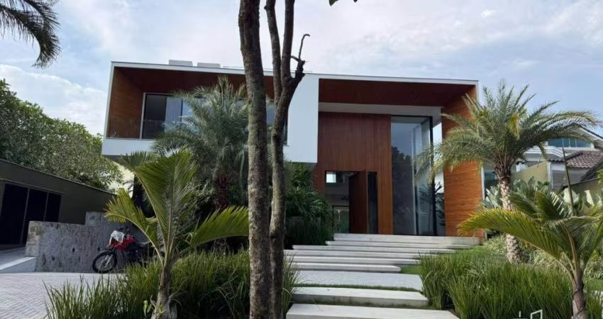 Quatro Paredes Imobiliária vende casa no Condomínio Mansões na Barra da Tijuca, Rio de Janeiro