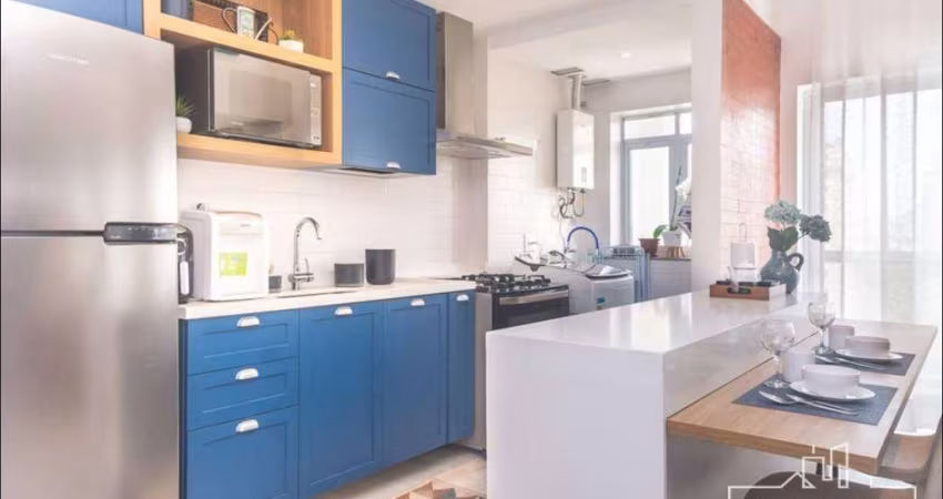 A Quatro Paredes Imóveis apresenta para venda um encantador apartamento duplex na Península Mandadim, com 125 m² de área privativa.