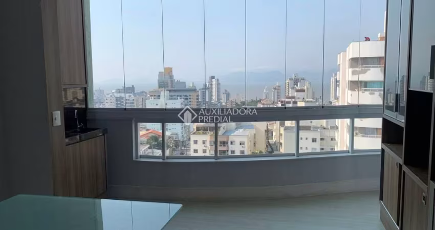 Apartamento com 3 quartos à venda na Rua Souza Dutra, 826, Estreito, Florianópolis