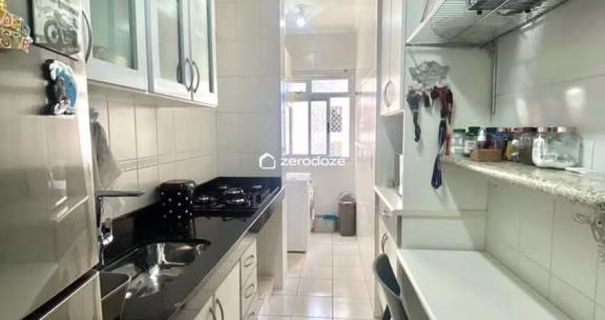 Apartamento Condomínio Enseada