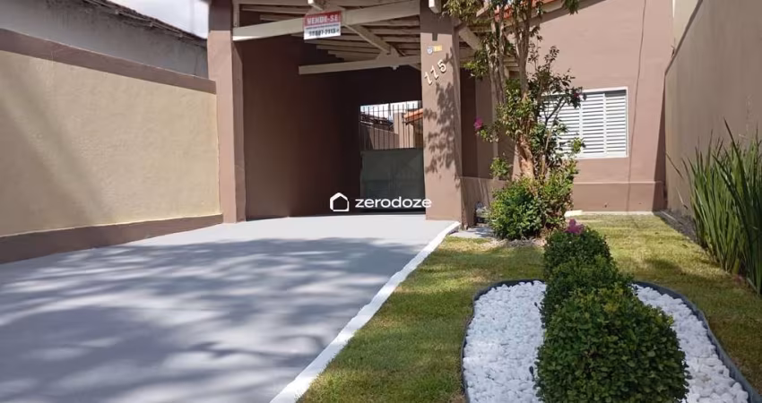 Casa térrea na Vila Letônia em São José dos Campos