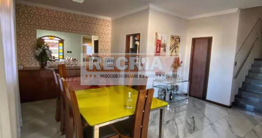 Casa comercial com 3 salas à venda em Copacabana, Belo Horizonte 