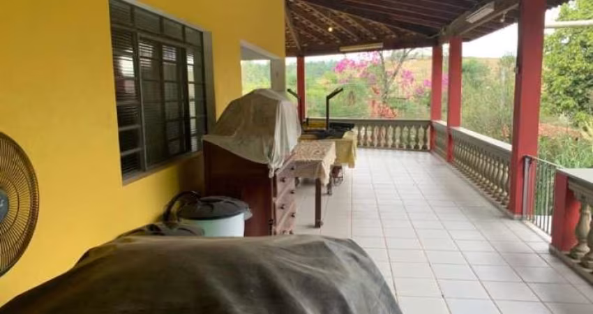 CHÁCARA COM 3 DORMITÓRIOS, 1 SUITE, NO MARACANÃ JARINU