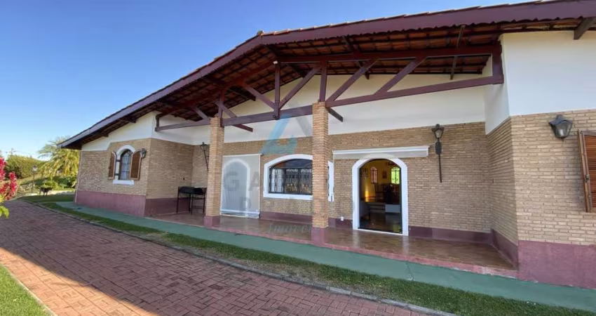 Chácara para Venda em Atibaia, Loteamento Rancho Maringá I, 4 dormitórios, 4 suítes, 5 banheiros, 5 vagas