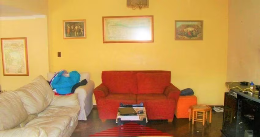 Sobrado na Vila Brasílio Machado