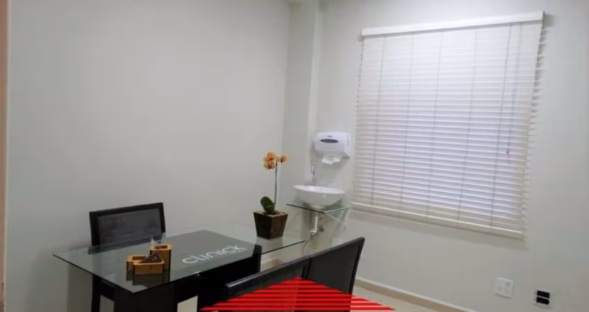 Comercial com excelente passagem de pessoas e veiculos.