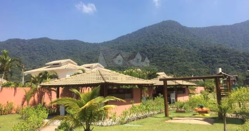 Casa em condomínio fechado com 2 quartos à venda no Maresias, São Sebastião 