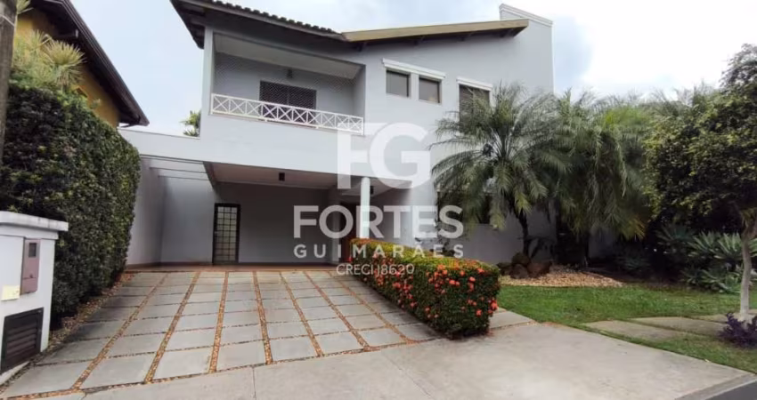 Casa Sobrado 295m² com 5 quartos sendo 2 suítes (1 máster), 4 com armários sendo 1 closet e 3 com ares condicionados; no condomínio Santa Helena;