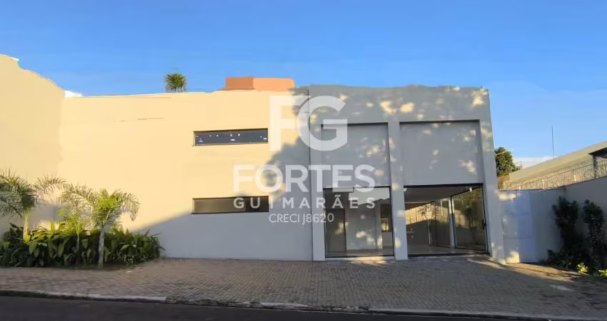 Loja Comercial com 100m² AC sendo salão com fachada em vidro e 4 vagas de estacionamento para cliente, ao lado da avenida Itatiaia;