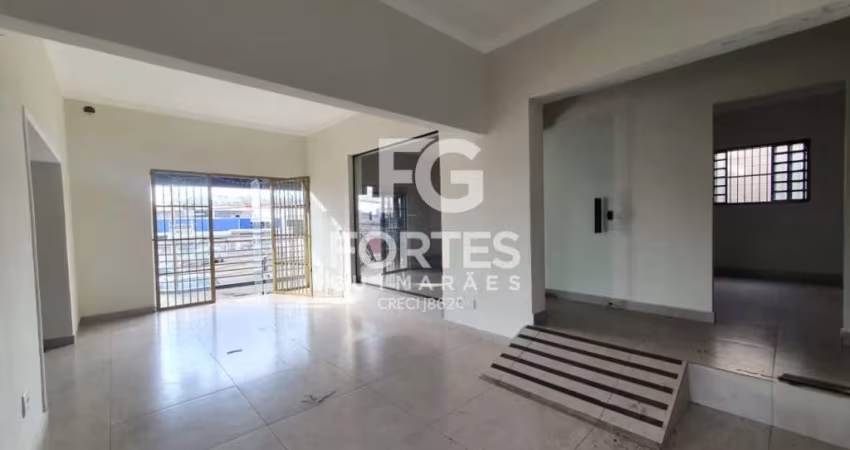 Casa Comercial com 234 m² com excelente localização.
