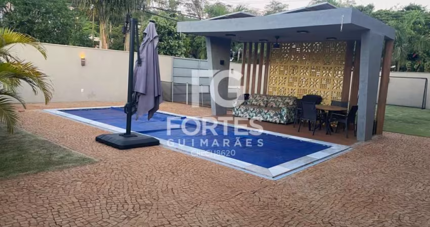 Casa em Condomínio Fechado com 4 Suítes de  356m² no Bairro Nova Aliança!
