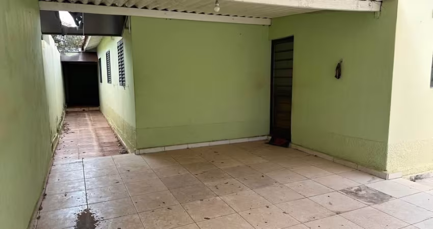 CASA A VENDA COM 3 QUARTOS, NA VILA INDUSTRIAL - ZL