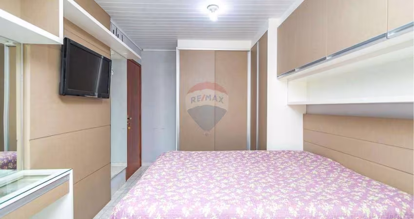 Sobrado com 2 quartos, 1 vaga, CIC - Curitiba