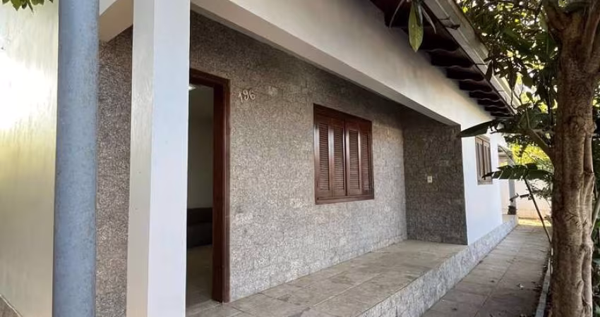 Casa para Venda em Cachoeirinha, Parque da Matriz, 2 dormitórios, 1 suíte, 2 banheiros, 2 vagas